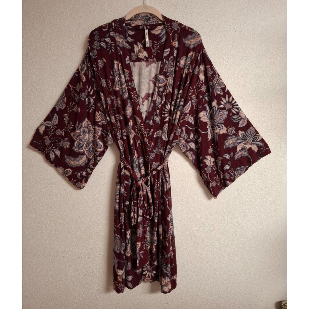 SOMA Cool Nights Kimono Style Belted Rayon/Spandex Floral Burgundy Robe L/XL